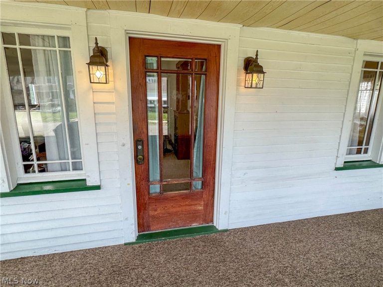 122 Bon Air Avenue, Youngstown, OH - Photo 8