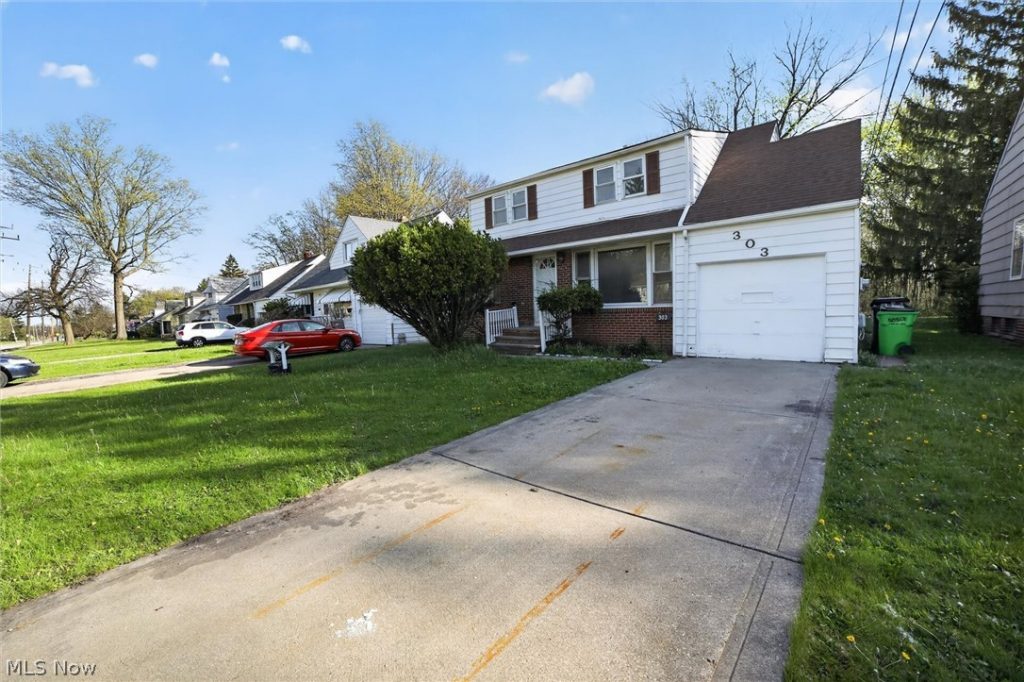 303 Green Road, South Euclid, OH