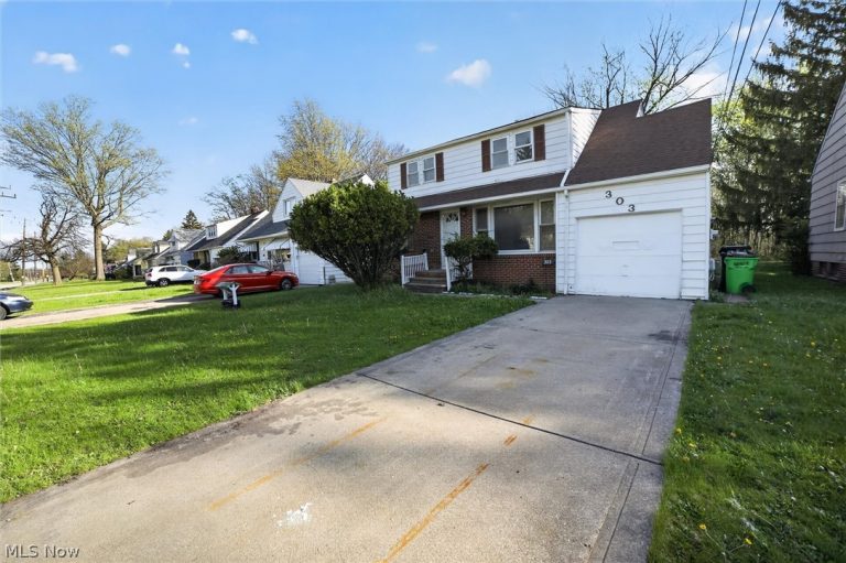303 Green Road, South Euclid, OH, 44121