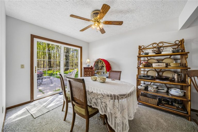 6216 Center Street, Mentor, OH - Photo 4
