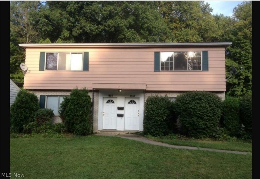 1851 Cromwell Drive, Akron, OH