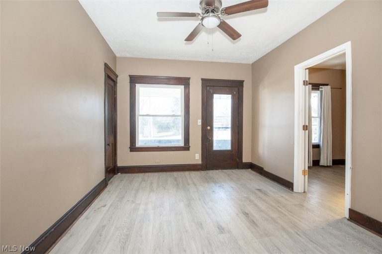 3976 71st Street, Cleveland, OH - Photo 2