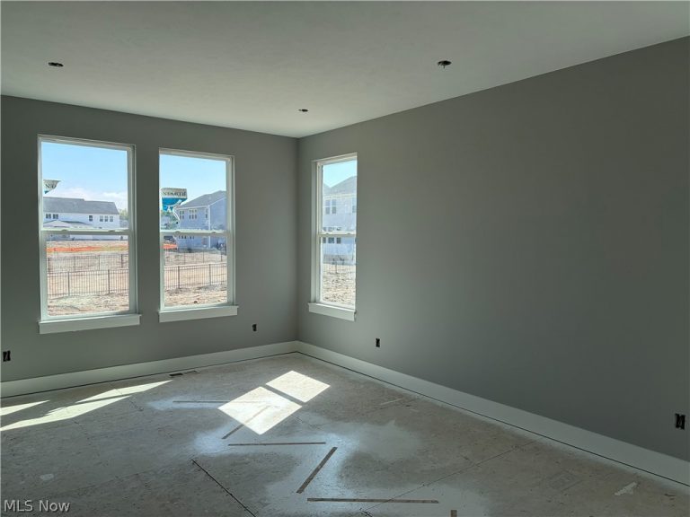 35909 Baldauf Crossing, North Ridgeville, OH - Photo 5