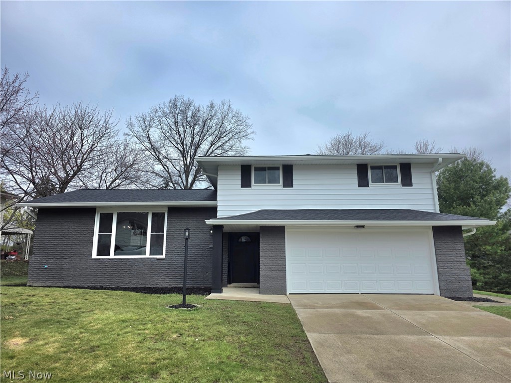 3181 Parmalee Drive, Seven Hills, OH
