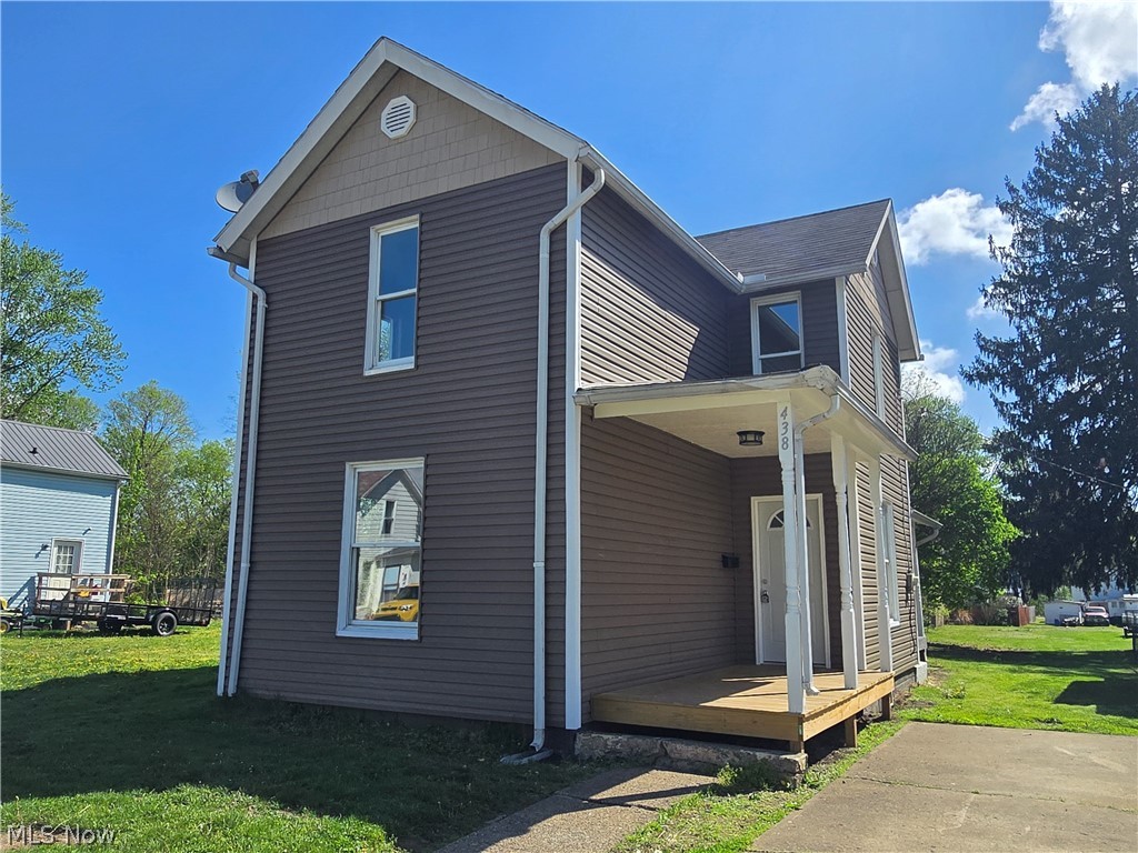 438 9th Street, Coshocton, OH