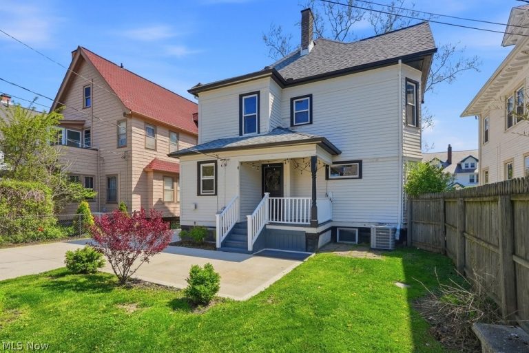 1494 Lincoln Avenue, Lakewood, OH - Photo 4