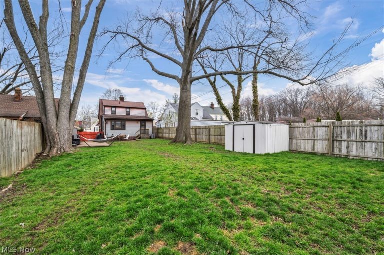 16209 Elsienna Avenue, Cleveland, OH - Photo 6