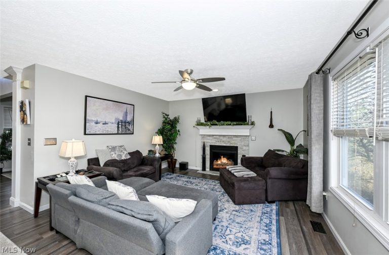 865 Holborn Road, Streetsboro, OH - Photo 2