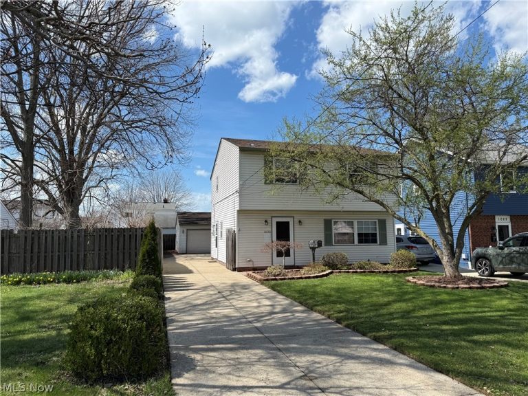 1030 349th Street, Eastlake, OH - Photo 2