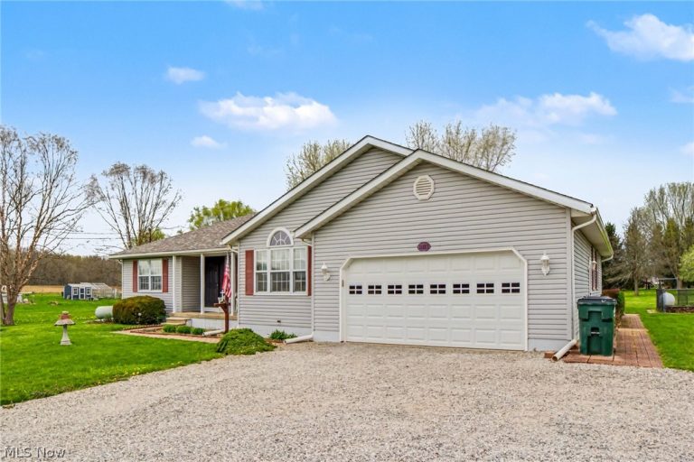 11183 Bloom Road, Garrettsville, OH, 44231