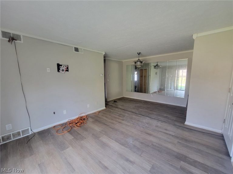 16080 Maple Heights Boulevard #101, Maple Heights, OH - Photo 6