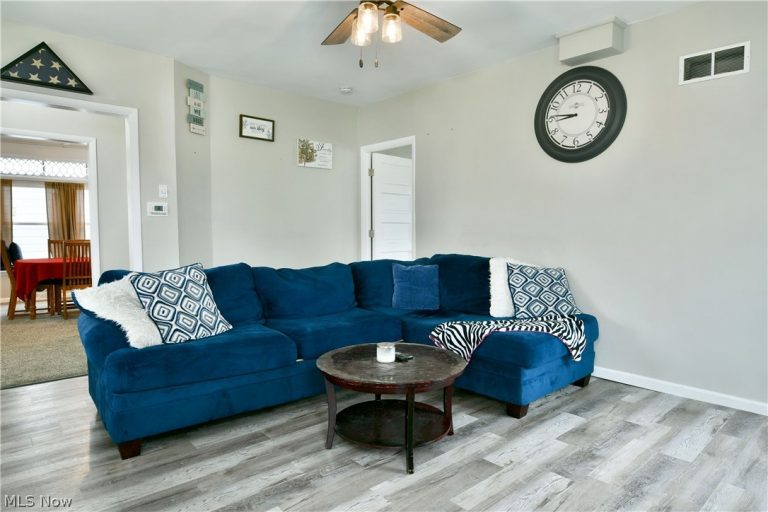163 Chestnut Avenue, Niles, OH - Photo 8