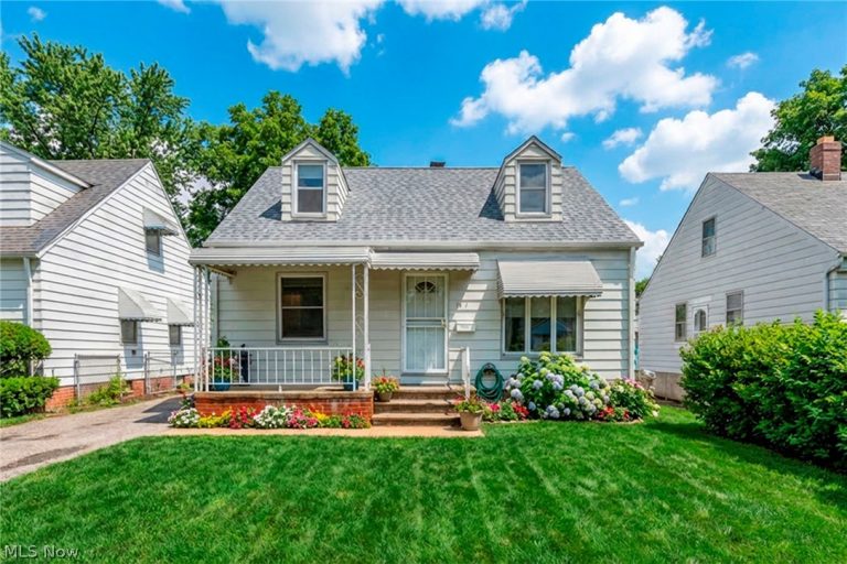 15313 Fernway Drive, Maple Heights, OH, 44137