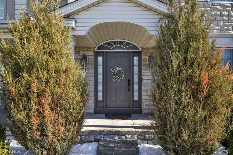 6245 Highland Green Drive, Medina, OH - Photo 5