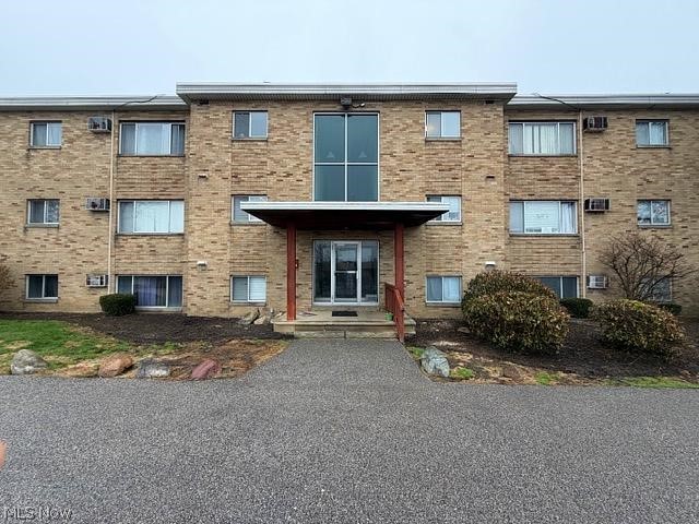5200 Royalton Road #A11, North Royalton, OH - Photo 2