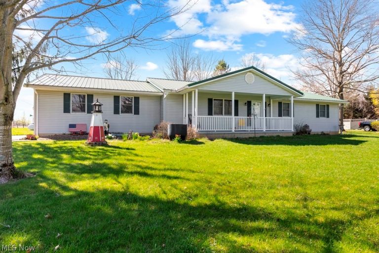 20290 Indian Hollow Road, Wellington, OH - Photo 2