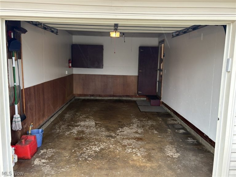 549 Montrose Avenue, Massillon, OH - Photo 3