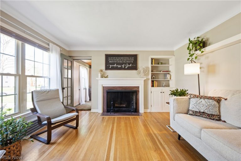 19687 Laurel Avenue, Rocky River, OH - Photo 6