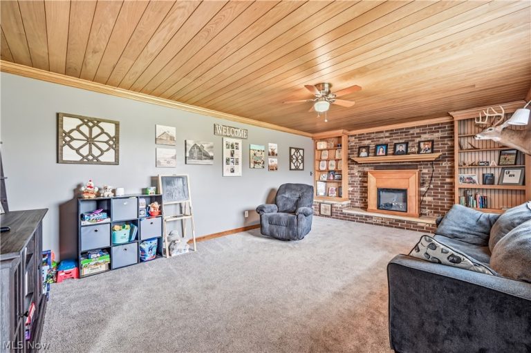15312 Strader Road, East Liverpool, OH - Photo 6