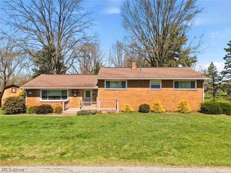 6475 15th Street, East Canton, OH - Photo 3