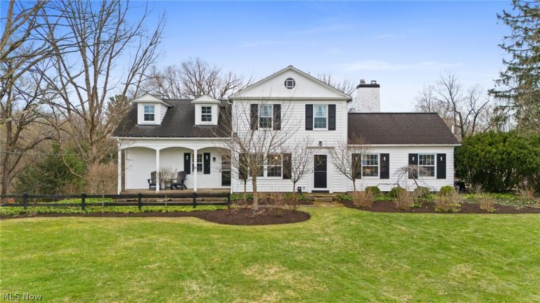 118 Kenton Road, Chagrin Falls, OH, 44022