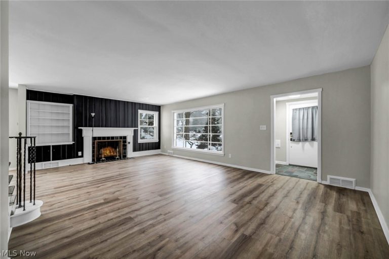 1531 Burlington Road, Cleveland Heights, OH - Photo 5
