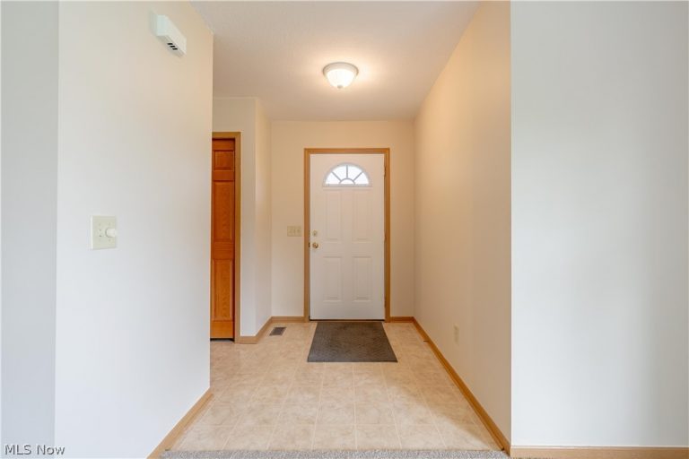 2450 Wright State Drive, Massillon, OH - Photo 2