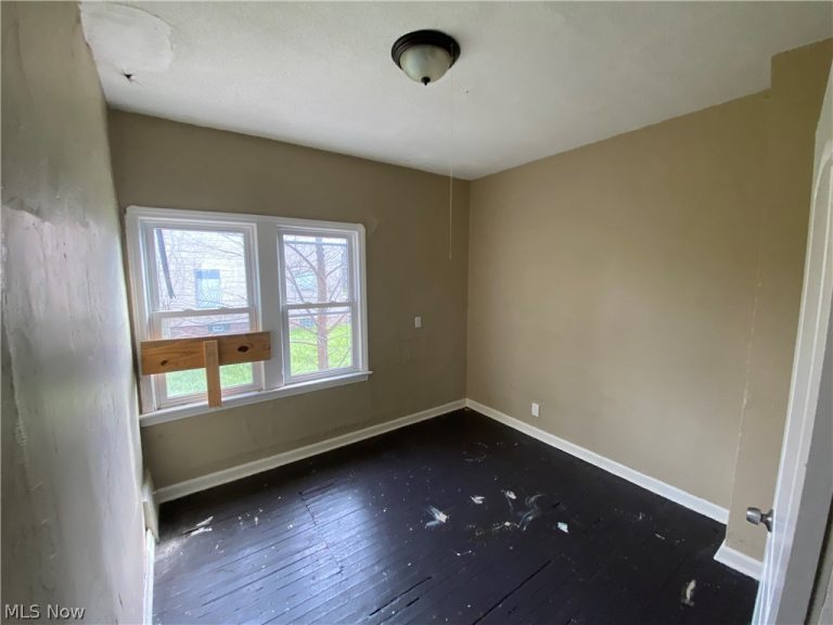 2901 121st Street, Cleveland, OH - Photo 6