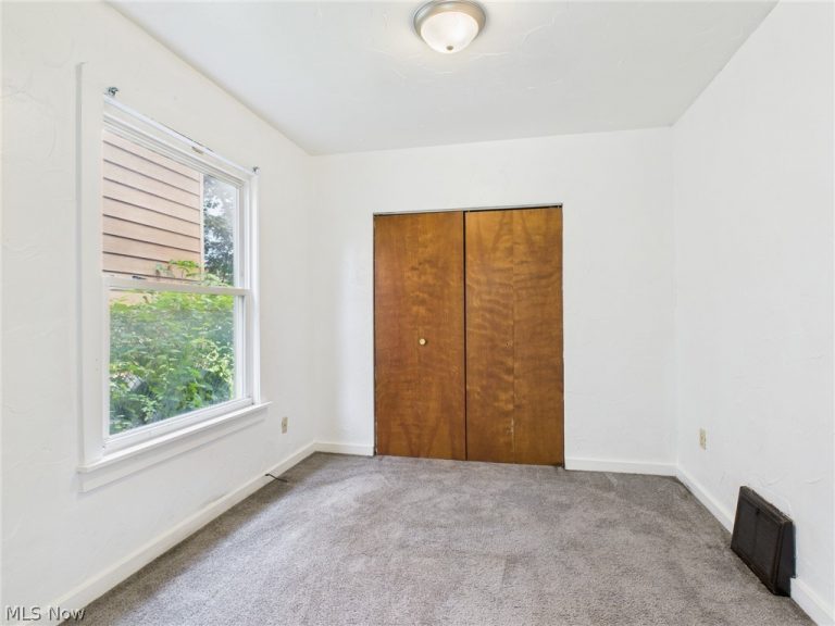 529 Gage Street, Akron, OH - Photo 8