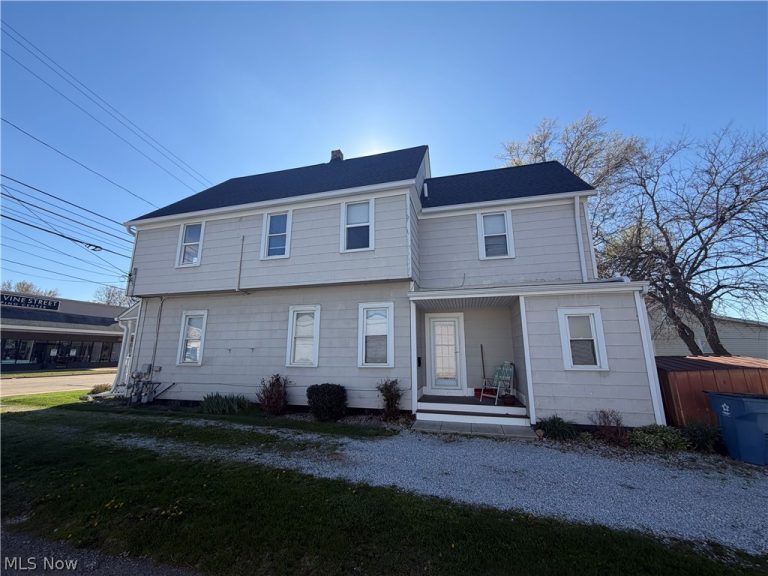 37805 Vine Street, Willoughby, OH - Photo 3