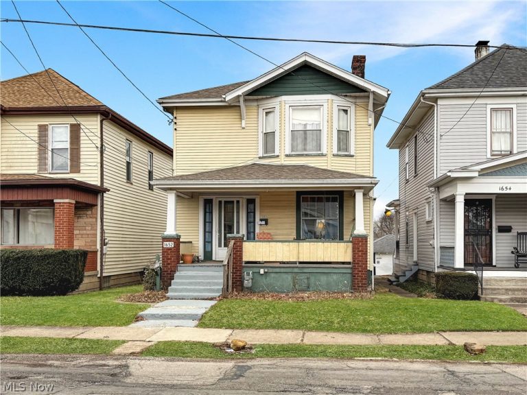 1652 Oregon Avenue, Steubenville, OH, 43952