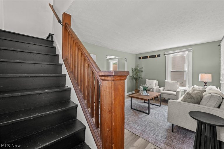 624 Broadway Street, Cuyahoga Falls, OH - Photo 5