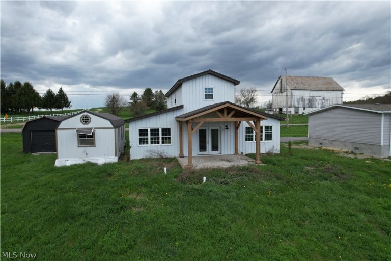 2112 Canyon Road, Carrollton, OH - Photo 3