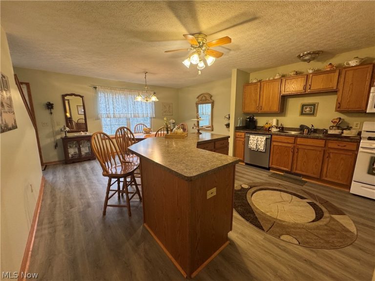 190 Steele Avenue, Painesville, OH - Photo 5