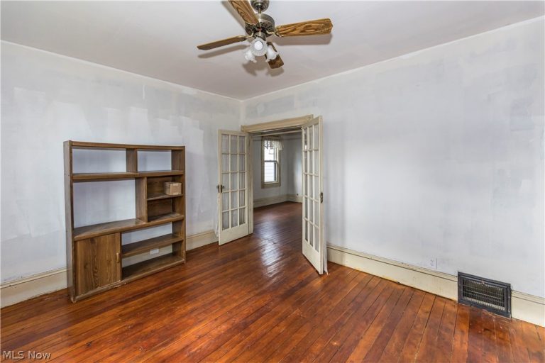 3358 30th Street, Cleveland, OH - Photo 5