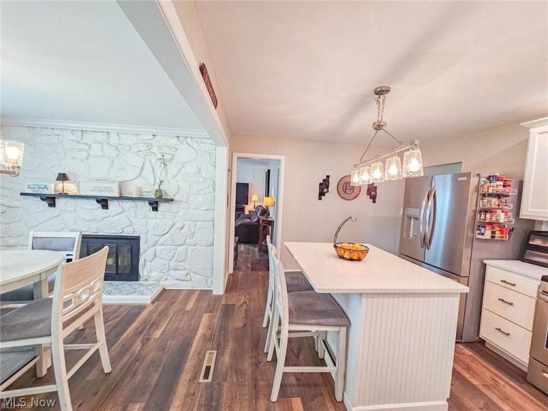 523 Janet Drive, Canfield, OH - Photo 6