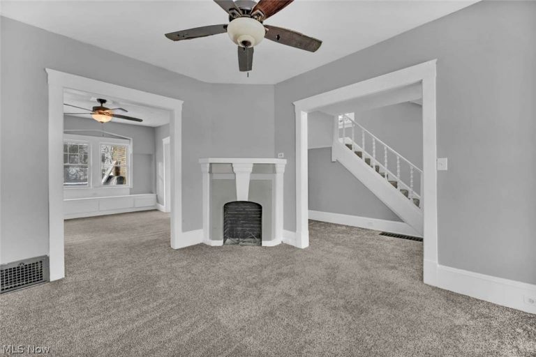 12824 Woodside Avenue, Cleveland, OH - Photo 2