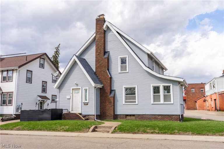 1421 Ferndale Road, Canton, OH, 44709