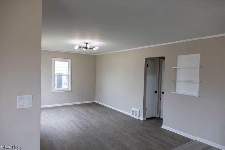 795 260th Street, Euclid, OH - Photo 5