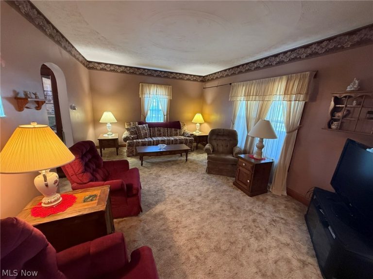 602 Crider Avenue, New Philadelphia, OH - Photo 8