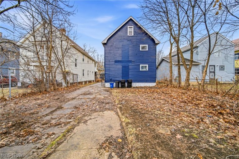9512 Parkview Avenue, Cleveland, OH - Photo 4