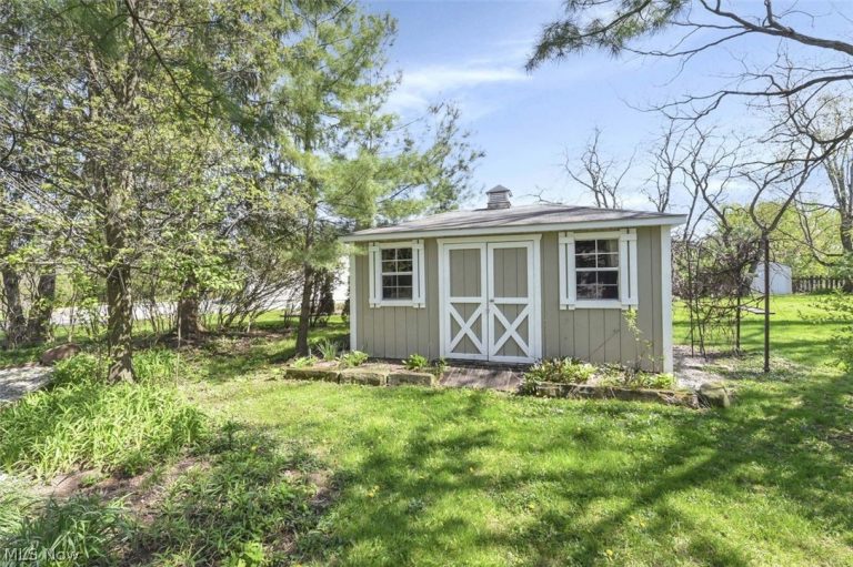 1297 Substation Road, Brunswick, OH - Photo 4