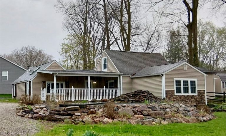 549 Perry Road, Tallmadge, OH, 44278