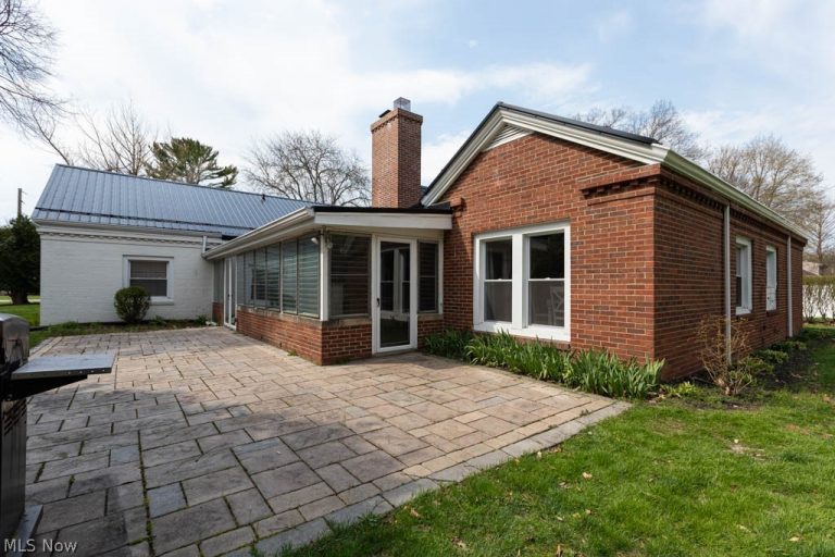 15 Wintergreen Hill Drive, Painesville, OH - Photo 3