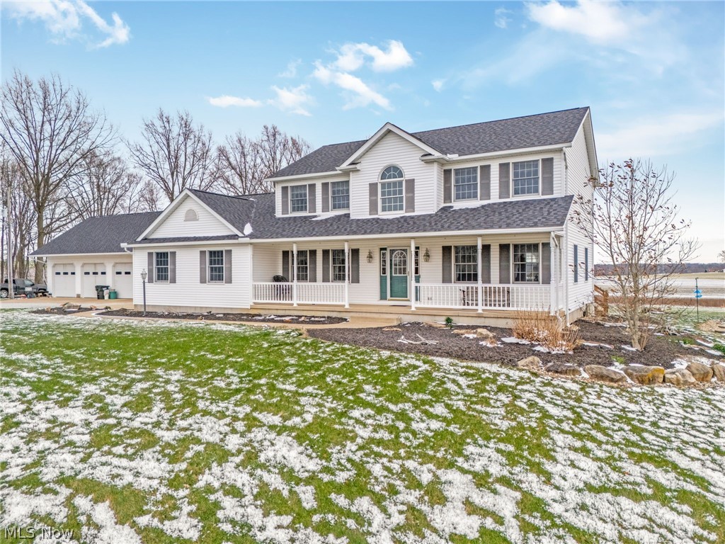2186 Woodline Avenue, North Lawrence, OH