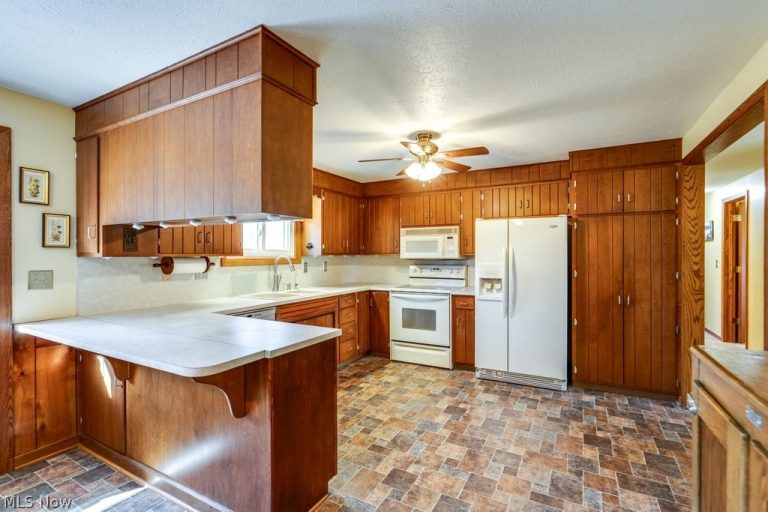 15269 Arnold Road, Dalton, OH - Photo 8