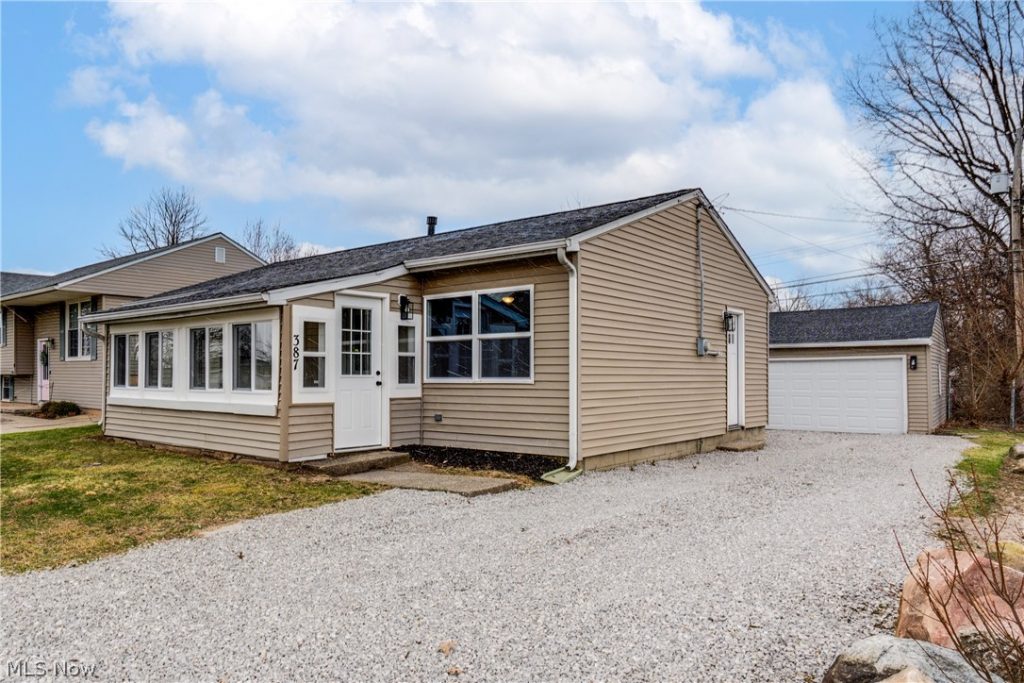 387 Harcourt Road, Vermilion, OH