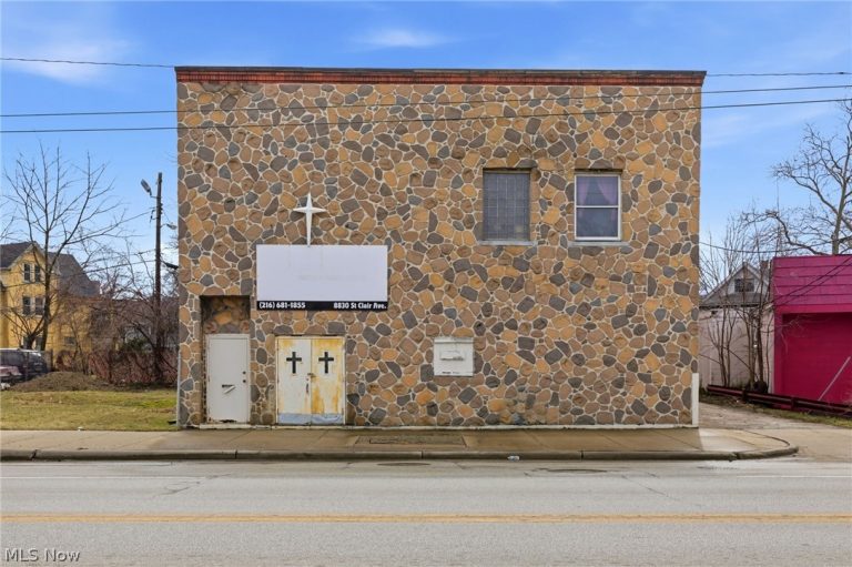 8834 Saint Clair Avenue, Cleveland, OH, 44108