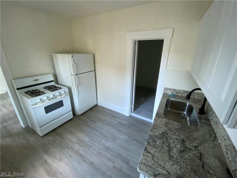 3100 Hancock Avenue, Cleveland, OH - Photo 6