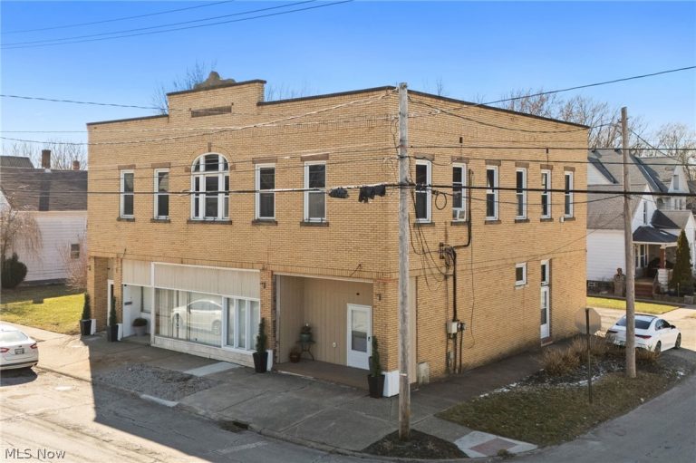 1404 Long Avenue, Lorain, OH - Photo 3